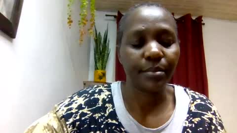 sandra online show from August 12, 5:21 am