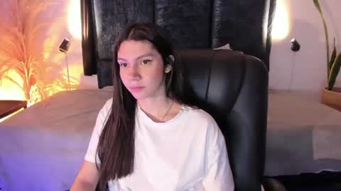 Sandra  online show from August 5, 7:12 pm