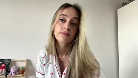 Leya online show from September 9, 9:17 am