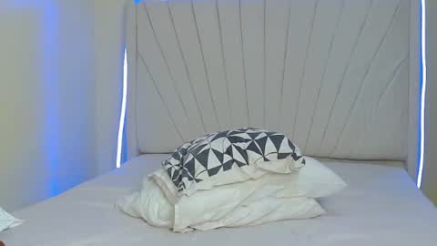 Sandy online show from August 8, 5:07 am
