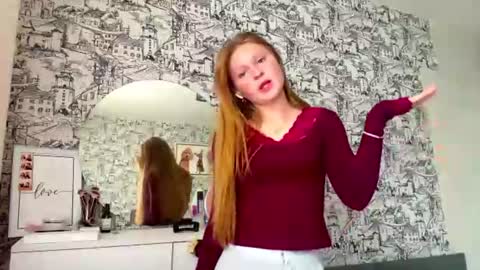Stacy online show from August 15, 8:18 am