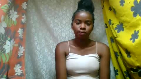 sandrina08 online show from August 15, 12:31 pm