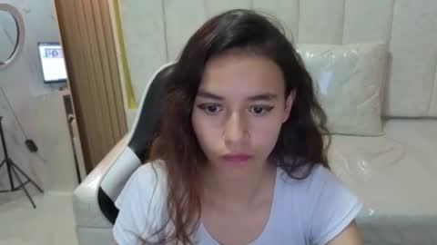  Sandy  online show from August 14, 10:02 pm