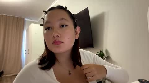 Emma online show from September 5, 9:03 am