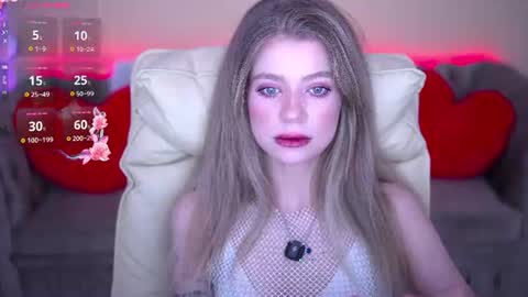 Sandy online show from August 12, 9:06 pm