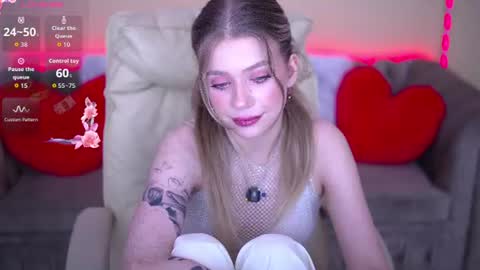 Sandy online show from August 12, 10:12 pm