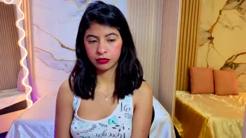 sandyy_tay online show from August 10, 6:15 am