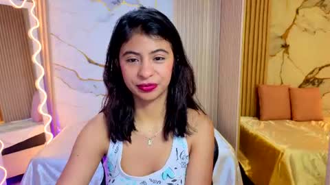 sandyy_tay online show from August 10, 9:33 am