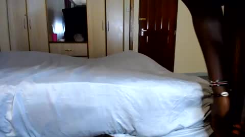 Monroe online show from August 10, 7:43 am