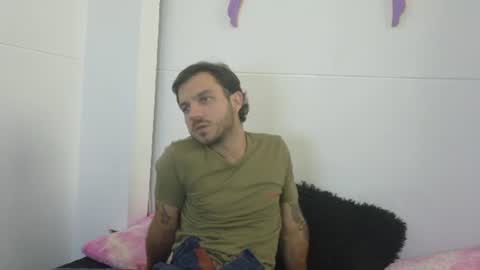 santhiago_jonnes_ online show from August 11, 3:03 pm