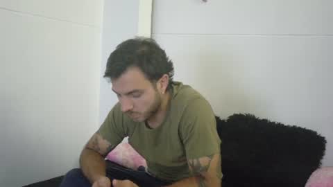 santhiago_jonnes_ online show from August 11, 4:09 pm
