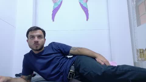 santhiago_jonnes_ online show from August 12, 4:20 pm