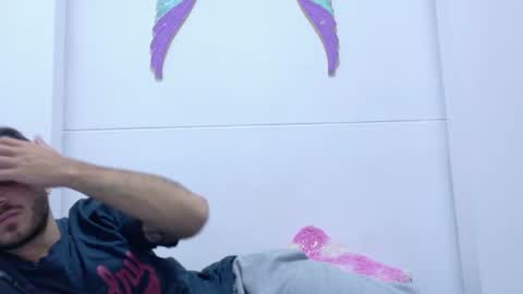 santhiago_jonnes_ online show from August 13, 3:59 pm