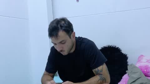 santhiago_jonnes_ online show from August 14, 4:32 pm