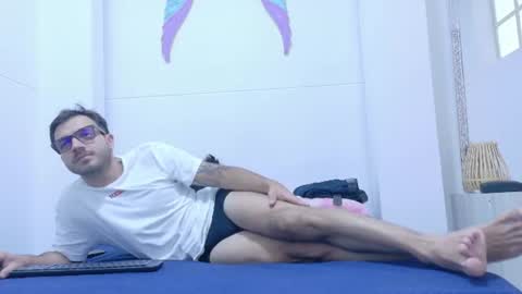 santhiago_jonnes_ online show from August 15, 3:38 pm