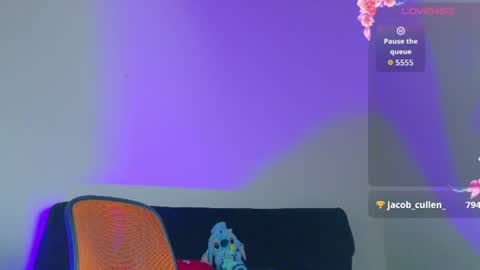 santi online show from July 31, 10:37 pm