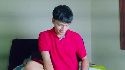 santi online show from August 1, 3:29 pm