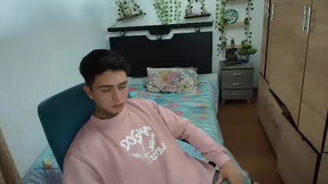 santi_ss online show from July 29, 2:51 am