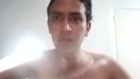 santigalvis1923 online show from May 10, 3:53 am