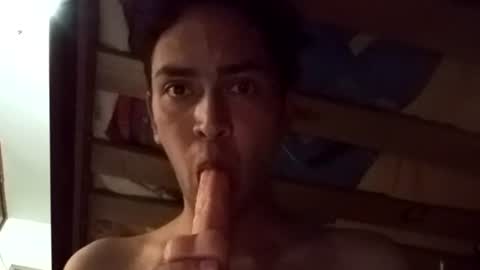 santigalvis1923 online show from August 1, 5:35 am