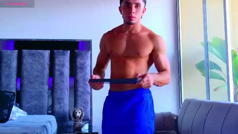 Santiago Seans online show from August 2, 6:59 pm