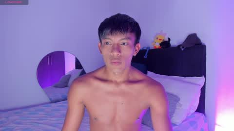 santi online show from April 6, 2:59 am