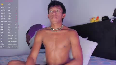 santi online show from April 9, 2:52 am
