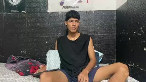 santos online show from June 15, 3:04 am