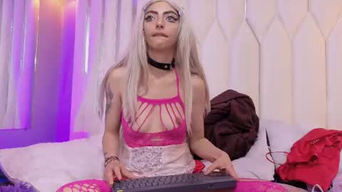  SANTSARA online show from August 4, 12:46 pm