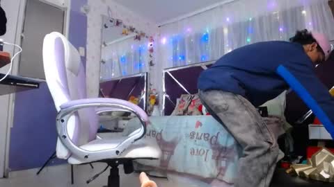 santy online show from July 8, 1:48 pm