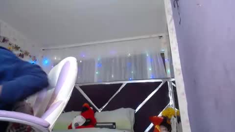 santy online show from July 8, 5:06 pm