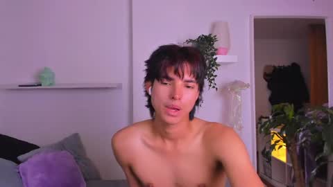 kitty online show from June 10, 3:46 am