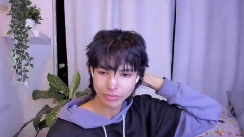 kitty online show from June 25, 3:09 am