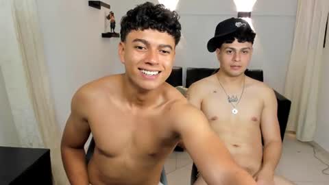 santy_stump online show from August 15, 7:45 am
