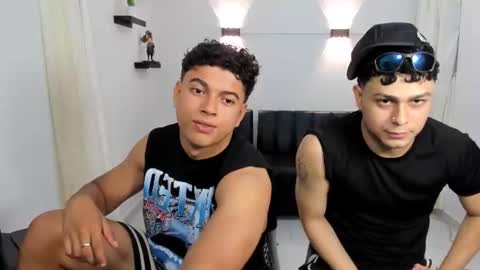 santy_stump online show from August 16, 12:03 am