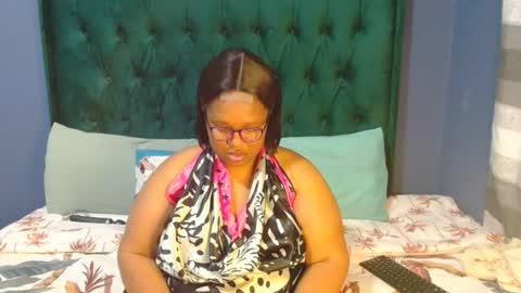 zeezee online show from June 21, 7:26 pm