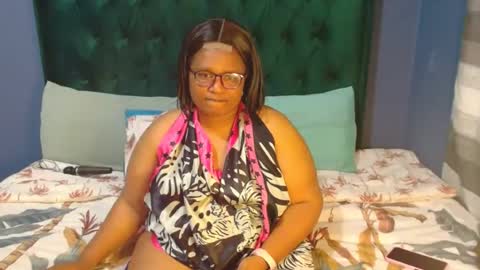 zeezee online show from June 21, 9:37 pm