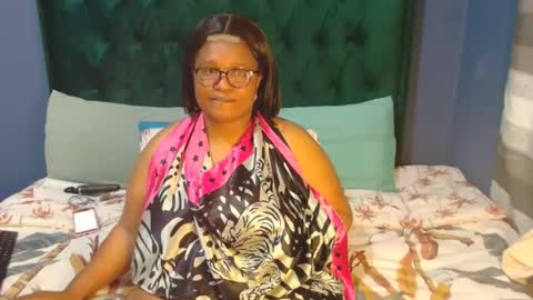 zeezee online show from June 21, 10:43 pm