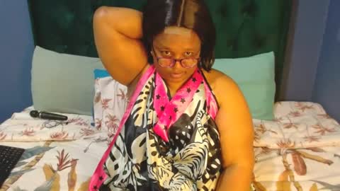 zeezee online show from June 21, 11:49 pm
