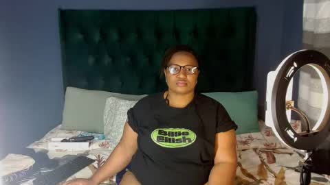 zeezee online show from June 24, 3:52 am