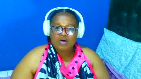 zeezee online show from July 26, 6:35 pm
