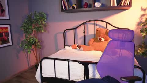saphyralux online show from July 30, 9:43 pm