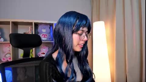 saphyralux online show from August 5, 12:41 am
