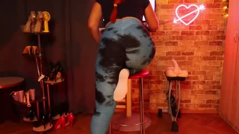 sara  foxy online show from July 28, 2:39 am