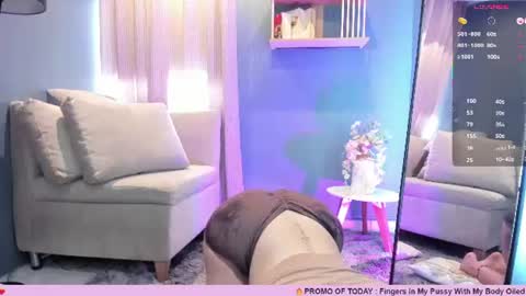    online show from August 5, 1:09 pm