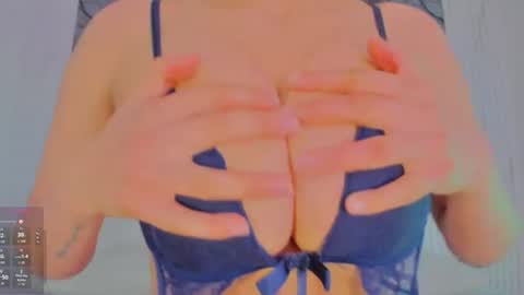 sara allenx online show from August 10, 2:40 pm
