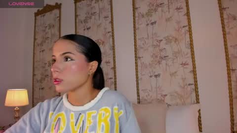 Sara online show from September 1, 7:59 pm