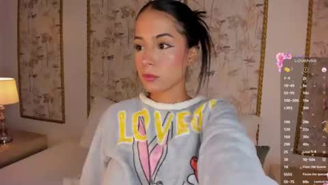 Sara online show from September 1, 9:27 pm