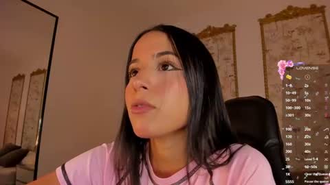 Sara online show from September 10, 7:35 pm
