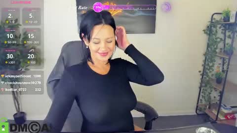 Sara online show from August 11, 6:26 am